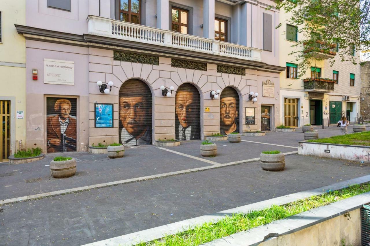 Апартаменты La Smorfia Napoli Экстерьер фото